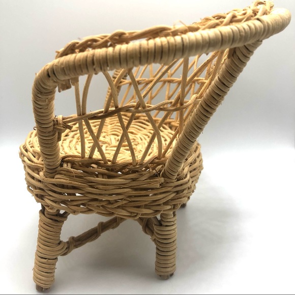 Vintage small wicker chair - Picture 3 of 7